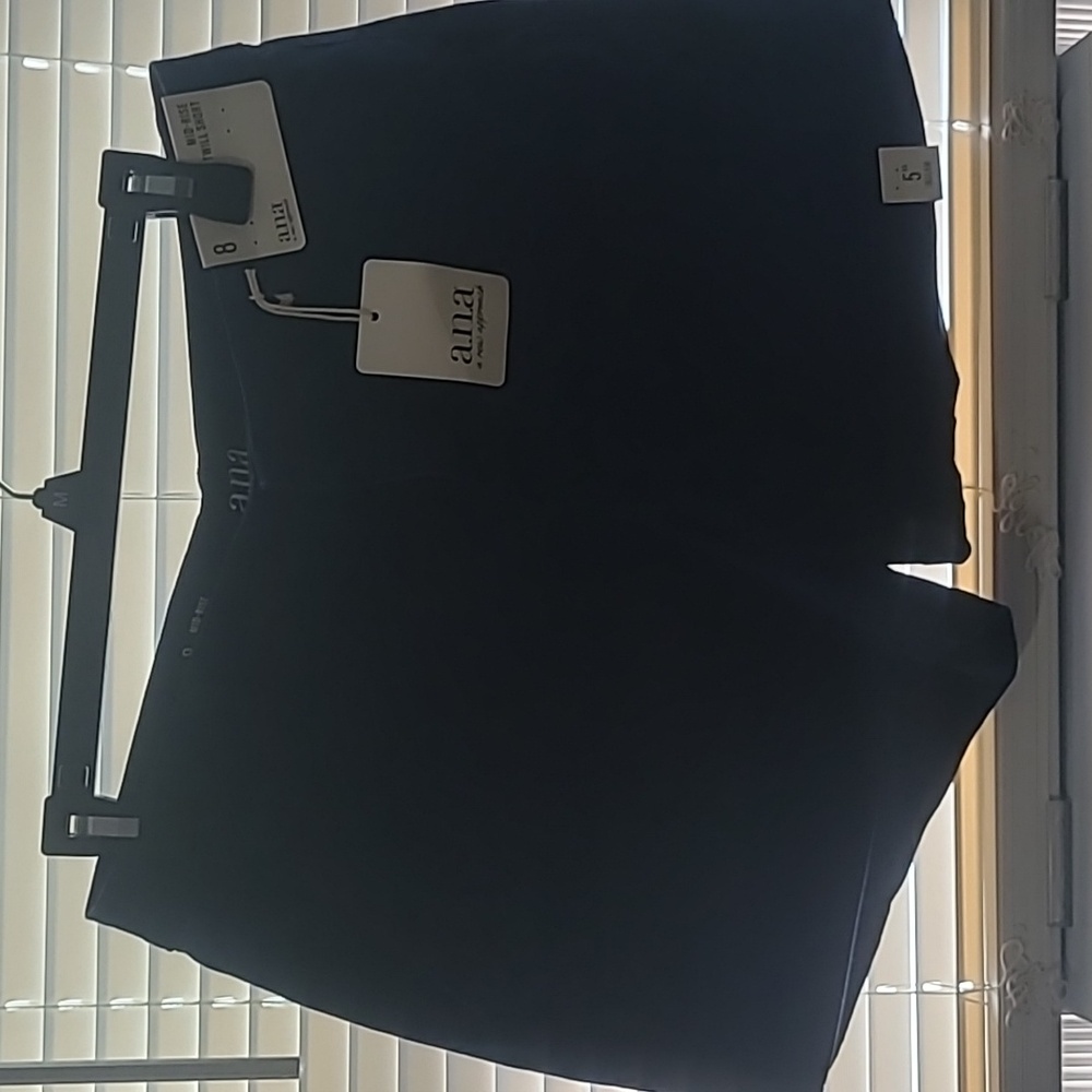 Woman's shorts
